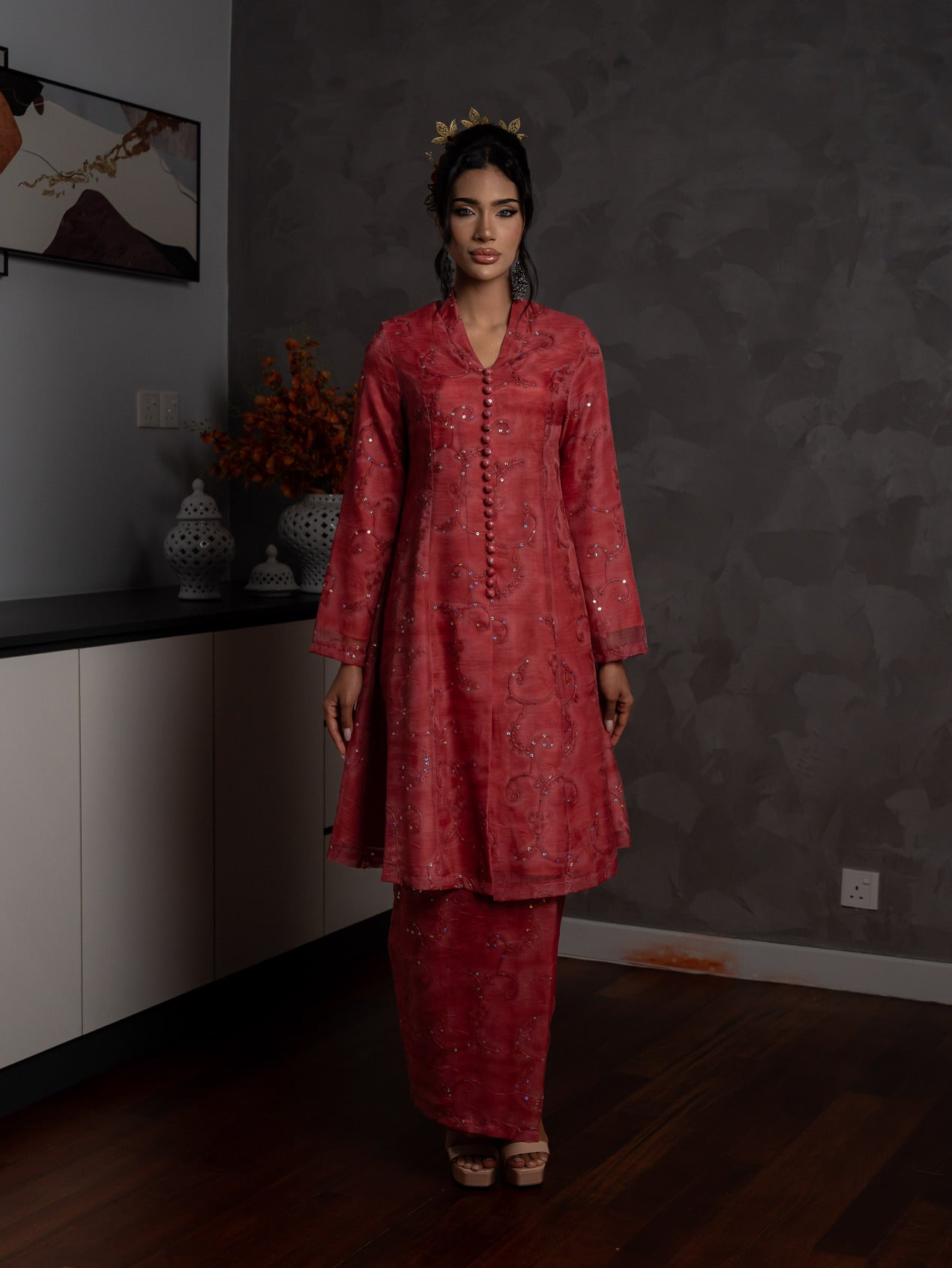 Emanuel Kebarung Seri Dahlia - Ruby Blossom EMANUEL FEMME