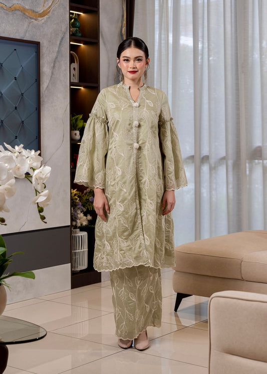 Tulip Long Kebaya Modern - Mint Green EMANUEL FEMME
