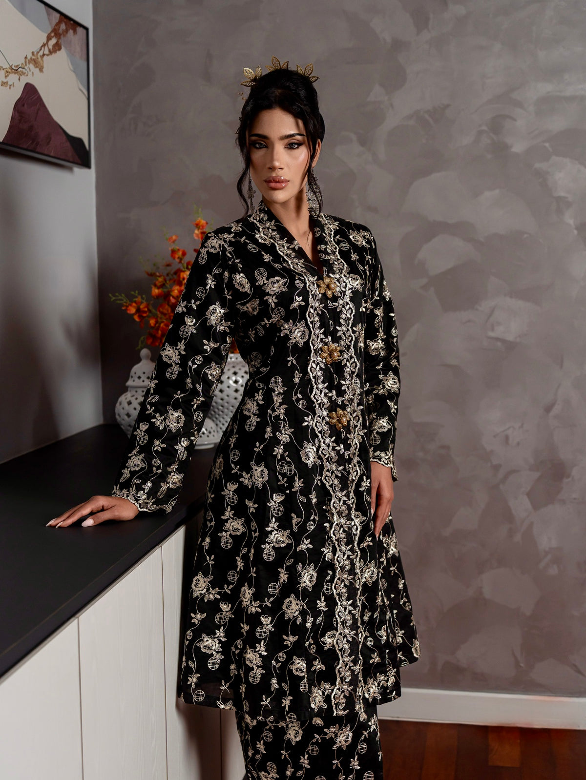 Qaseh Kebarung Classic - Black emanuelfemme