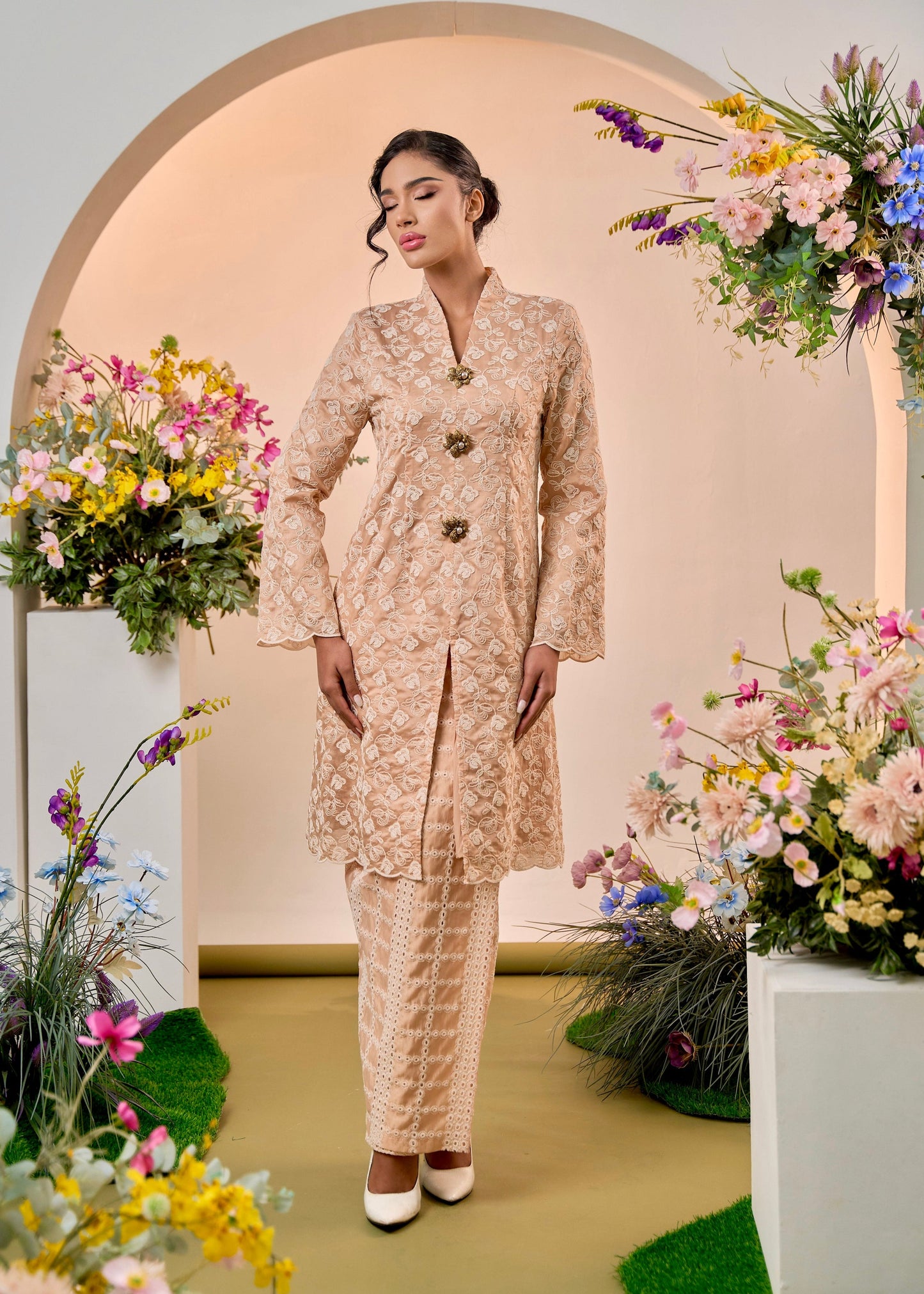 Madisa Kebaya Modern - Champagne Nude EMANUEL FEMME