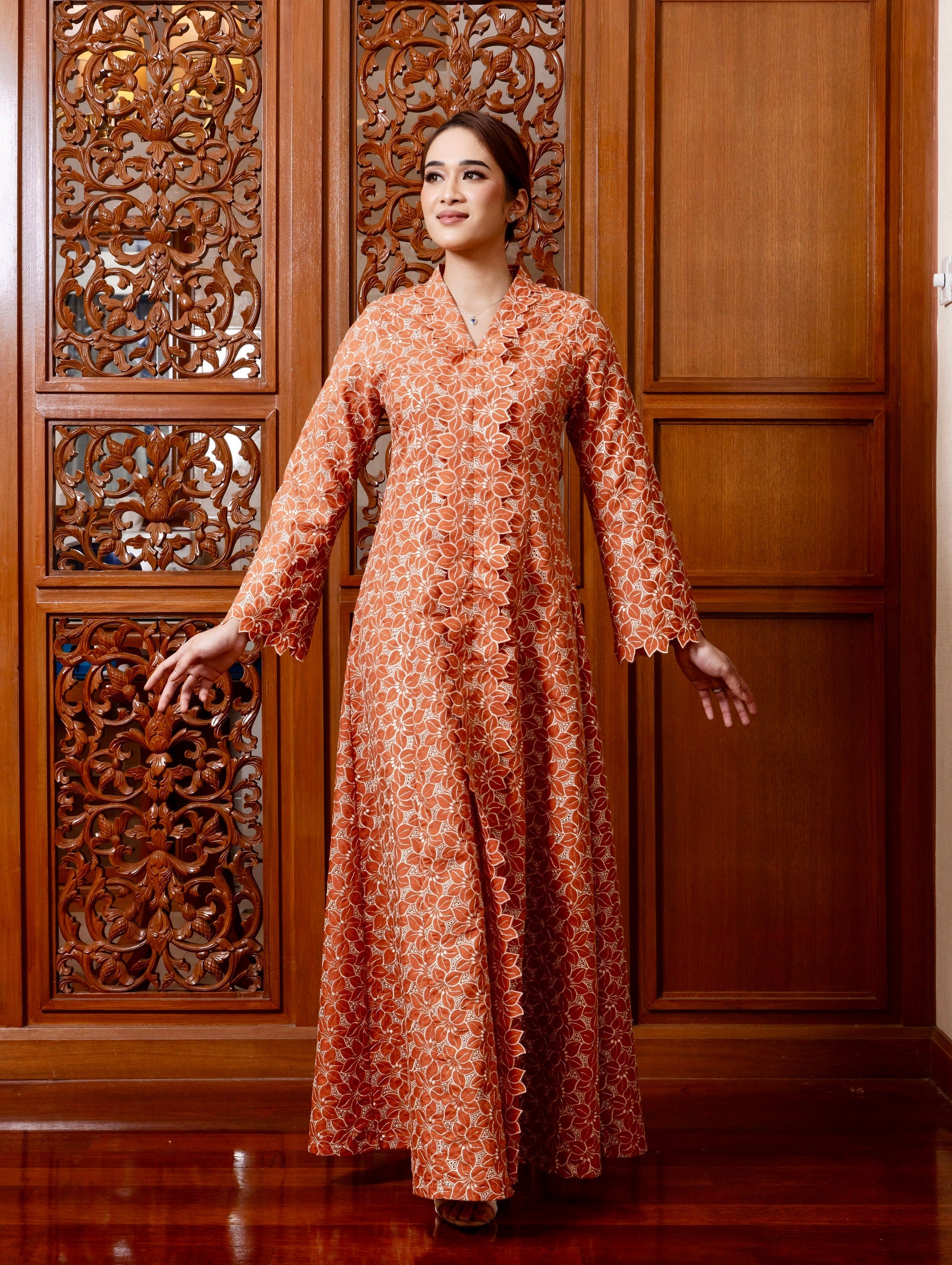 {LIMITED EDITION} Arabella Jubah Kebarung Classic - Burt Orange EMANUEL FEMME