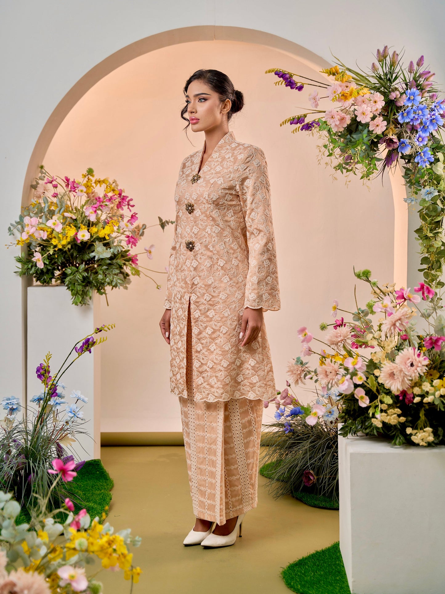 Madisa Kebaya Modern - Champagne Nude EMANUEL FEMME
