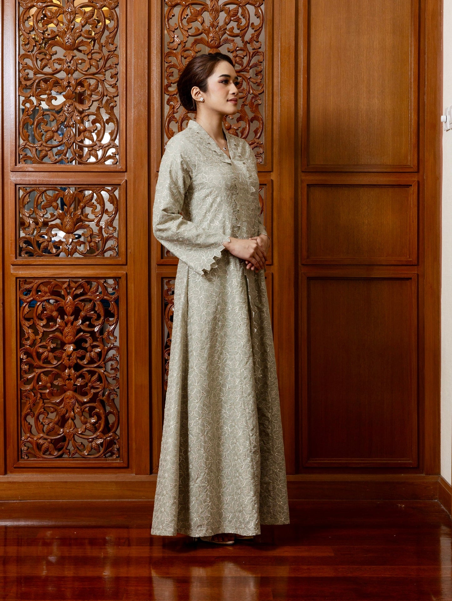 {LIMITED EDITION} Arabella Jubah Kebarung Classic - Sage Green EMANUEL FEMME