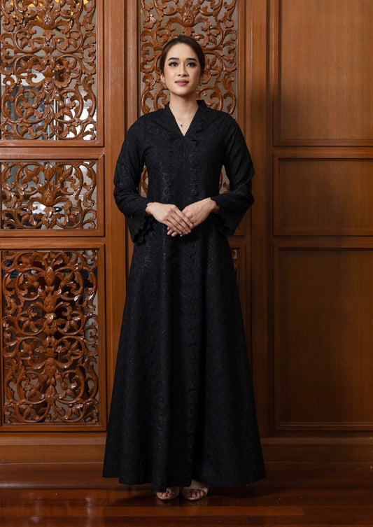 {LIMITED EDITION} Arabella Jubah Kebarung Classic - Bold Black EMANUEL FEMME