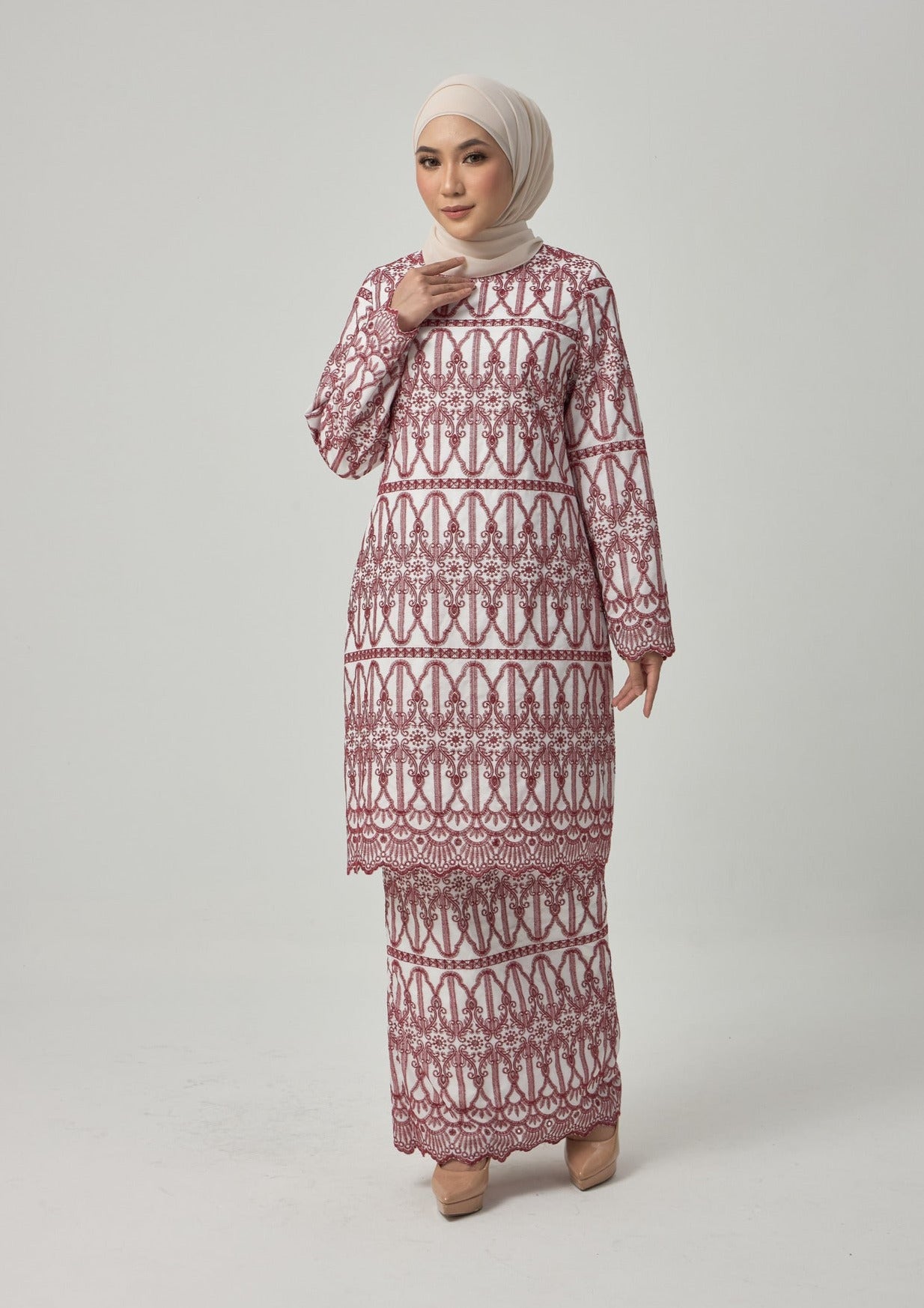Levin Kurung Modern - Red EMANUEL FEMME
