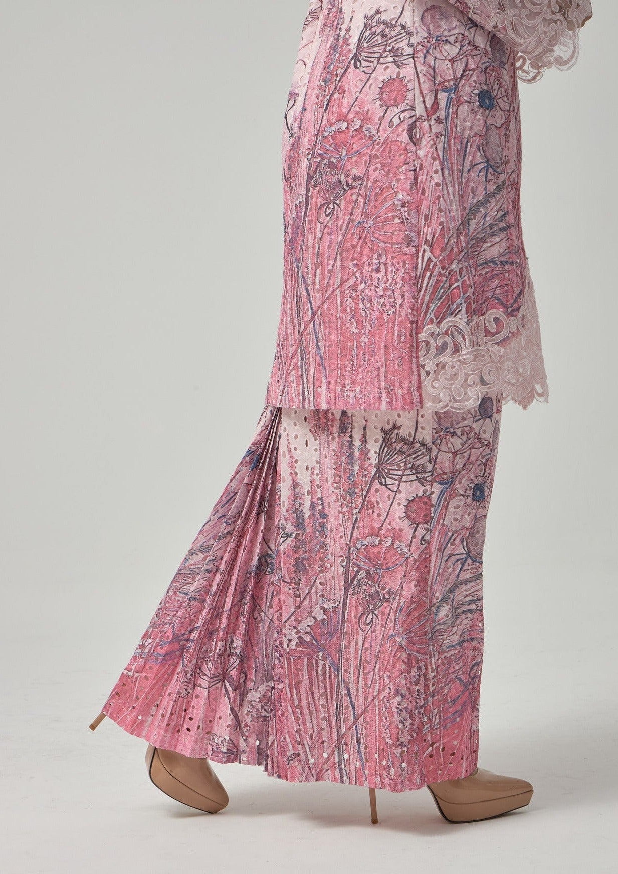 {LIMITED EDITION} Dandelion Kurung Modern - Pink EMANUEL FEMME