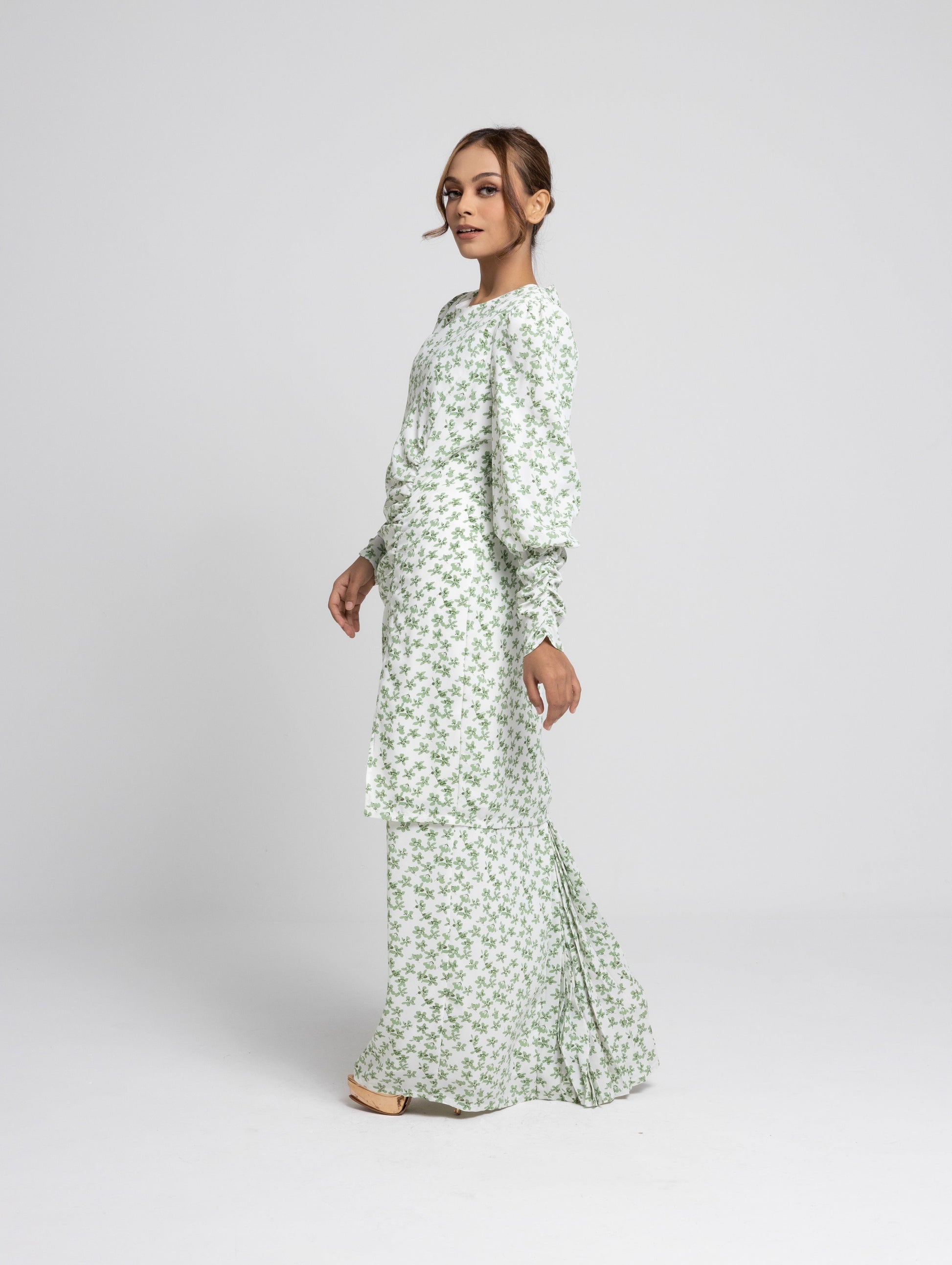 Daisy Puff Sleeves Kurung Modern - Green EMANUEL FEMME